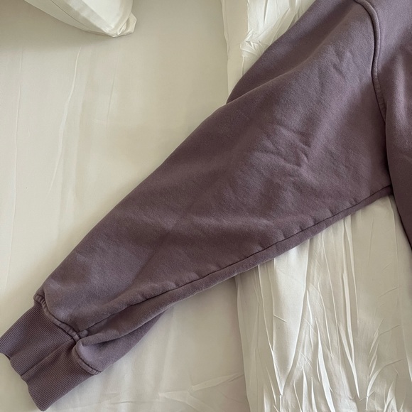 Aritzia Tna Mock Neck Sweatshirt - Picture 4 of 10